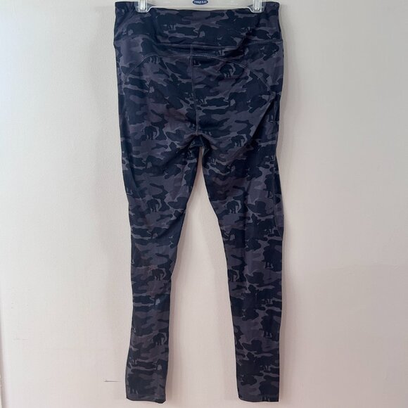Ivory Ella Black & Gray Camo Leggings - Picture 3 of 5